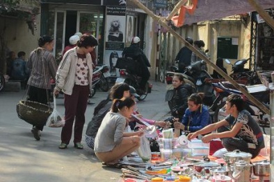 Tràn lan hàng không nhãn mác đội lốt 'hàng công ty'